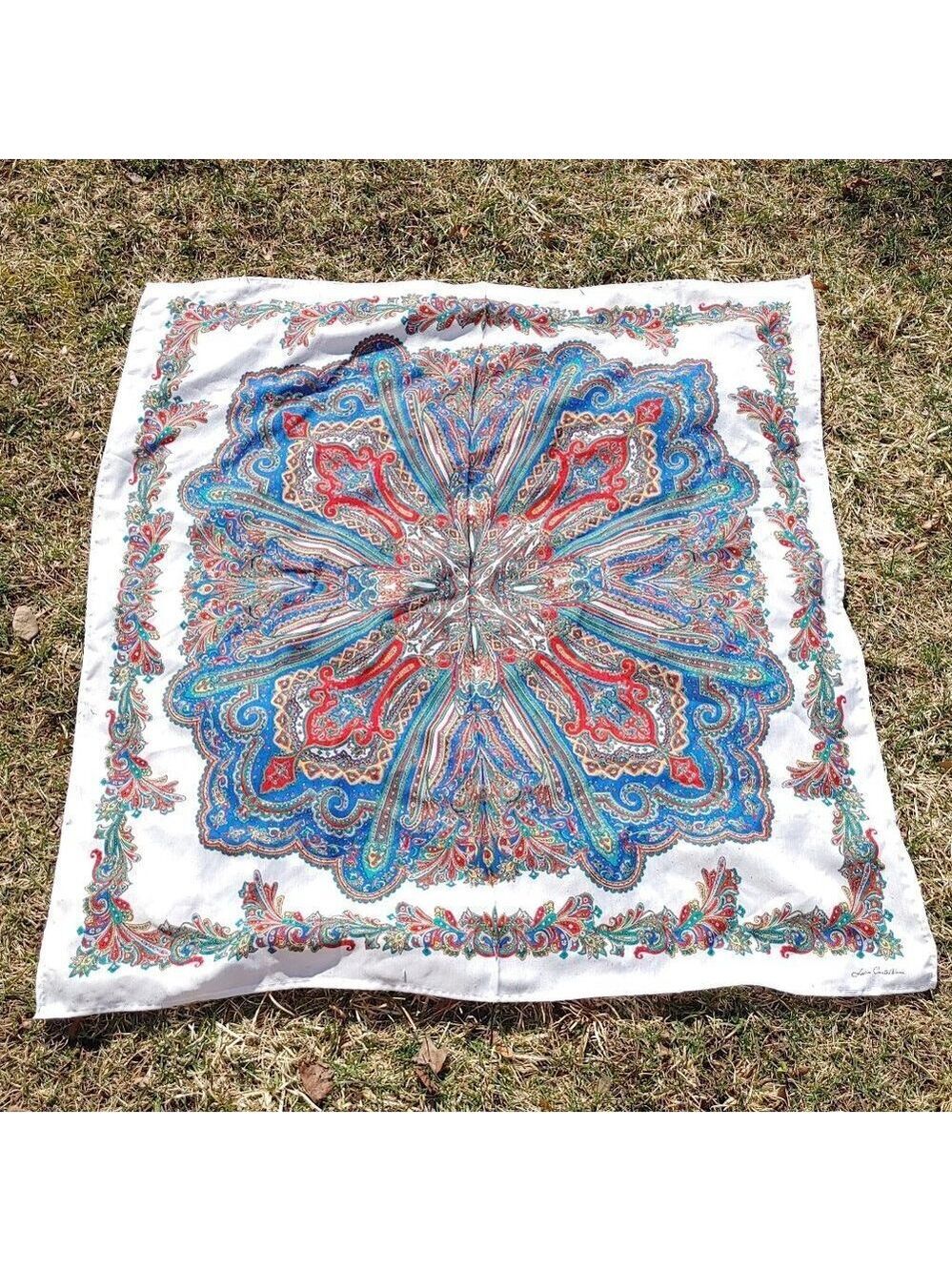 LARGE Vintage Luca Castellani scarf 46.4*46.4 In, wool shawl,